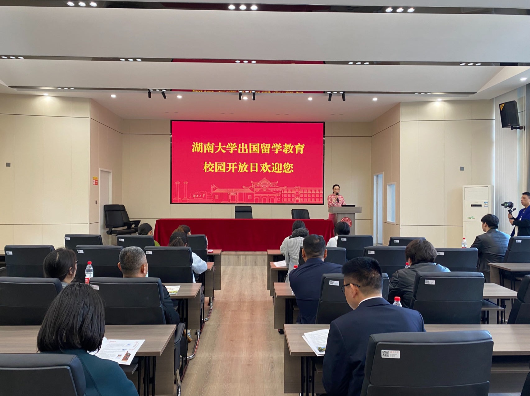 【出国留学】best365英国体育在线出国留学教育2025年首场 “校园开放日”活动顺利举行
